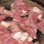 Meat with pickled mushrooms: recipes