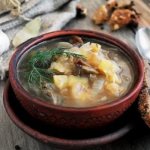 Pamper your home with delicious cabbage soup made from fresh cabbage and mushrooms. Recipes for aromatic cabbage soup made from fresh cabbage with mushrooms 