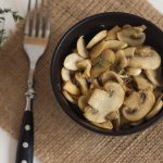 Champignons in sour cream in a frying pan - 7 express recipes