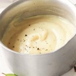 Sauce for julienne (julienne) with chicken and mushrooms. Recipe with sour cream, flour with cream, milk 