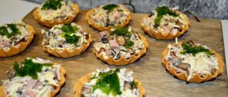 Tartlets stuffed with chicken and mushrooms - the most delicious and simple recipe